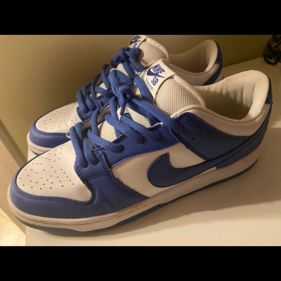 Kentucky Nike Dunk Lows